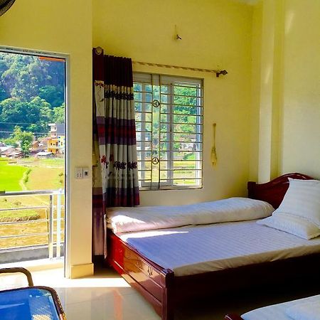 Huyen Tram Guesthouse Dong Van  Eksteriør billede